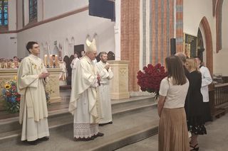 Złoty jubileusz! Biskup Edward Dajczak 50 lat w kapłaństwie