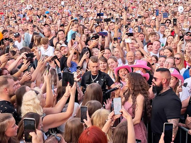 Tłumy na finale Dni Starachowic. Sylwia Grzeszczak porwała publiczność