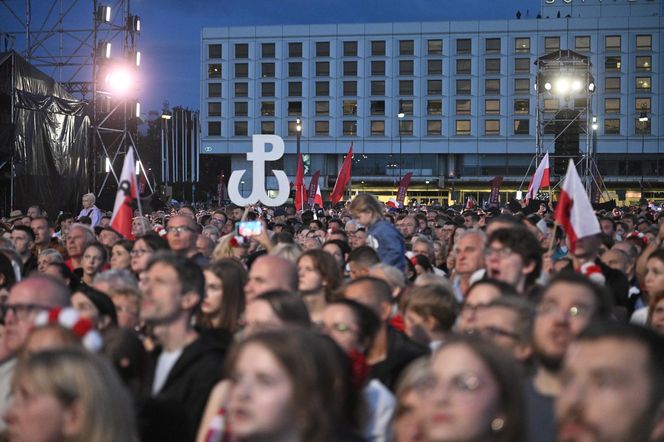Warszawiacy śpiewają (nie)zakazane piosenki 2025