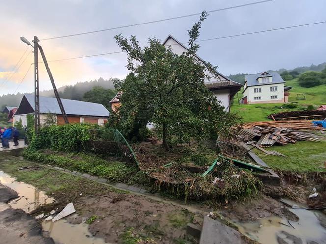 Straty po ulewie w Wojkowej