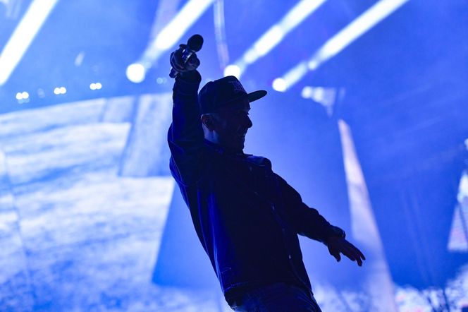 Tragiczna śmierć Magika poruszyła Polskę, a ale jego muzyka wciąż żyje. Teraz Paktofonika wystąpi w Opolu