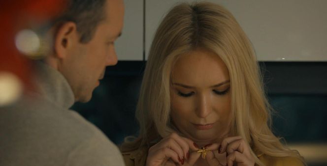 	Barwy szczęścia odc. 3199. Bruno (Lesław Żurek), Karolina (Marta Dąbrowska)