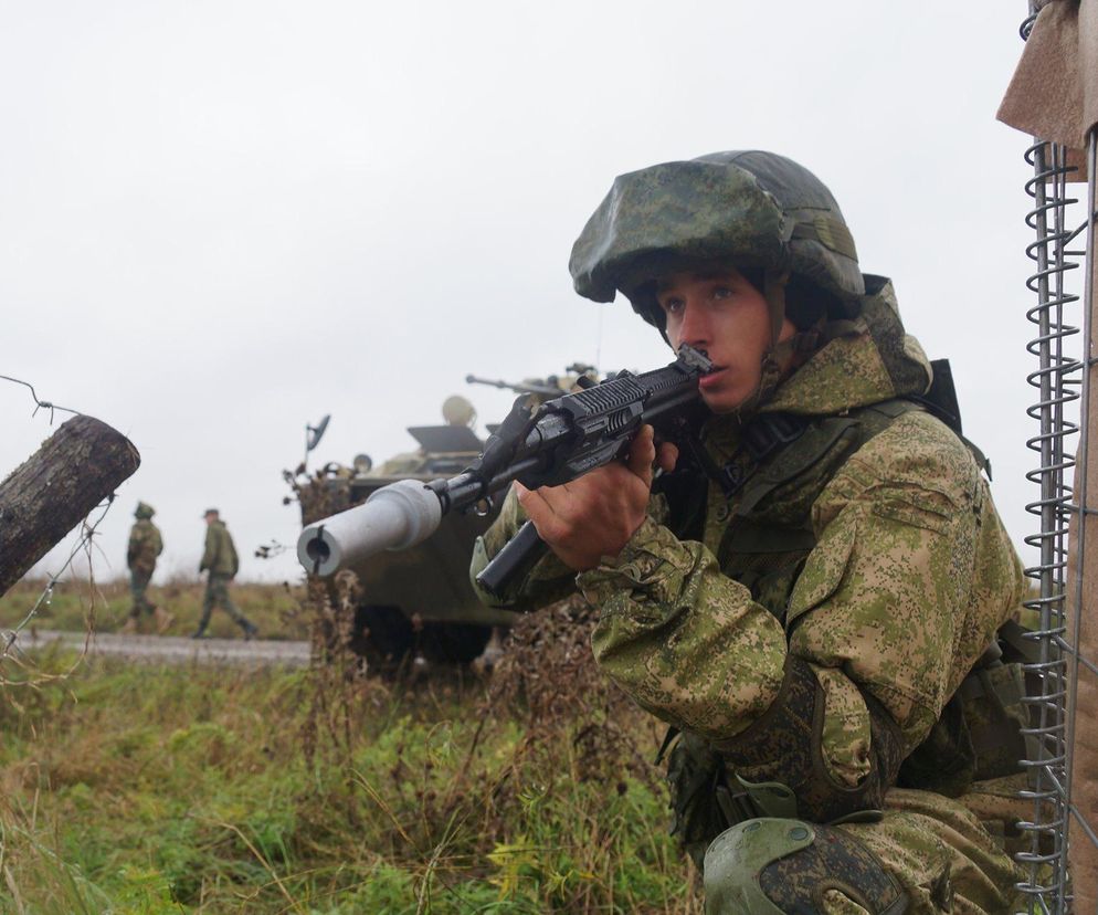 Rosyjscy żołnierze oskarżeni o morderstwa. Prawie tysiąc spraw od początku inwazji na Ukrainę