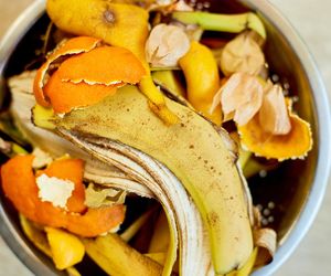 Na trawienie, na kaszel i... do sprzątania. Tak możesz wykorzystać skórki ze znanych owoców 