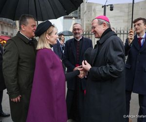 Marta Nawrocka w Paryżu. Postawiła na francuski styl