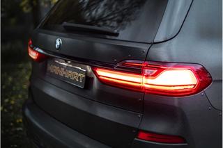 BMW X7 po tuningu Manhart