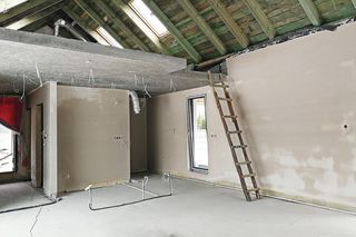 Tynki we wnętrzach. Ekspert tłumaczy, jak ustalić zakres i jakość prac tynkarskich