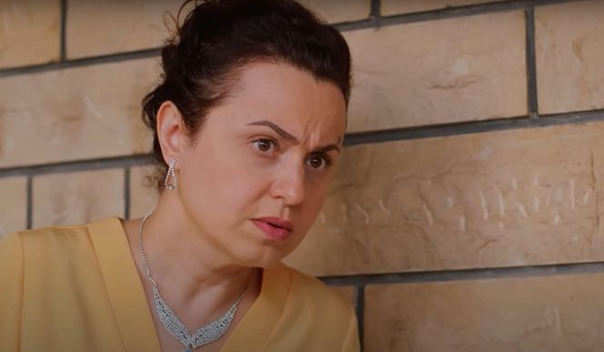 Cavidan odkrywa spisek Yildiz i Hulyi.