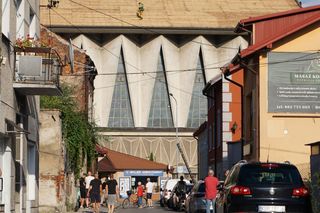 Zerwane dachy, połamane drzewa, zablokowane drogi. To obraz po nawałnicach w Małopolsce