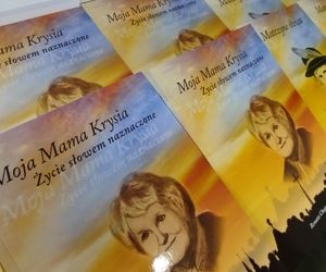 Uczestnicy wydarzenia mogli posłuchać o dotychczasowych dokonaniach literackich Renaty Chojeckiej