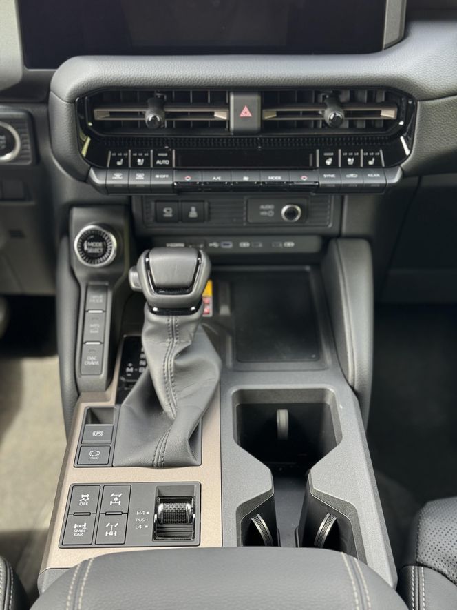 Land Cruiser 250