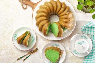 Wielkanocna babka szpinakowa. Pyszne zielone ciasto w 5 krokach 