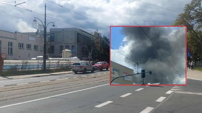 Kłęby czarnego dymu nad Toruniem. Pożar w centrum miasta