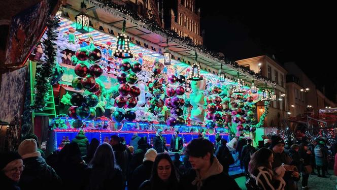 Tłumy na otwarciu Jarmarku Bożonarodzeniowego 2023 we Wrocławiu. Zobacz zdjęcia!