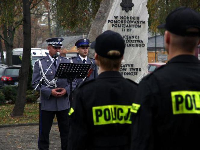 Trwa nabór do śląskiej policji. Co trzeba zrobić, żeby zostać funkcjonariuszem? [ZASADY, WAŻNE TERMINY]