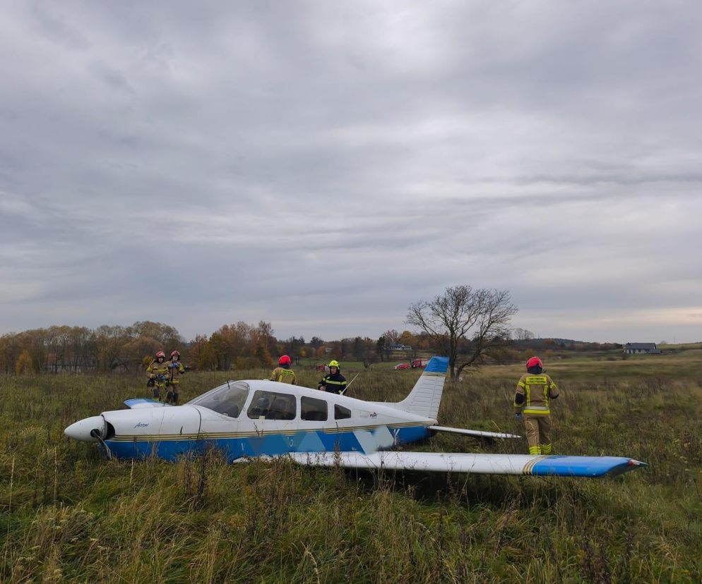 Awaria silnika w awionetce. Dwie osoby na pokładzie, chwile grozy w powietrzu!