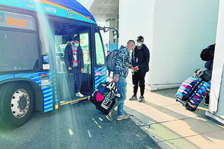 Wysłał policję by zatrzymać azylantów