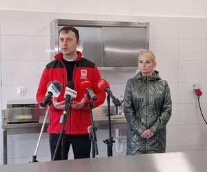 Z darmowych posiłków skorzystają seniorzy. Diecezjalna Caritas rusza z Pocztą Obiadową