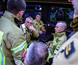 Wielki pożar w Kędzierzynie-Koźlu. Płonie hurtownia, na miejscu 20 zastępów straży pożarnej!