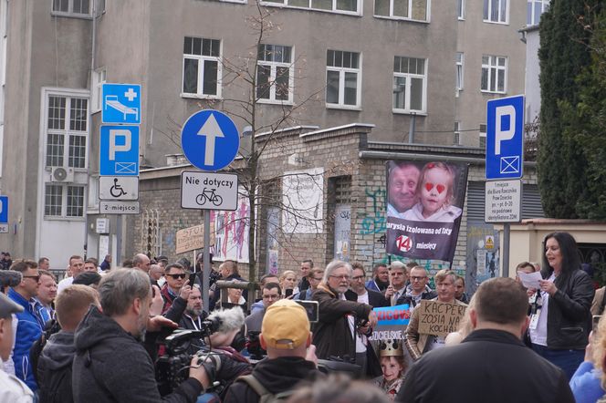 Protest rodziców i dziadków w Warszawie (7.03.2025)