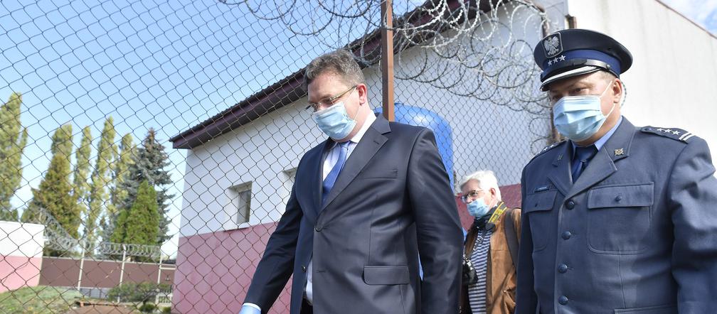 Wiceminister Sprawiedliwości odwiedził osadzonych w Areszcie Śledczym na Grochowie