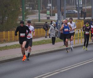 Bydgoski Bieg Niepodległości 2024 przyciągnął tłumy. Najstarszy uczestnik miał 87 lat! [ZDJĘCIA]