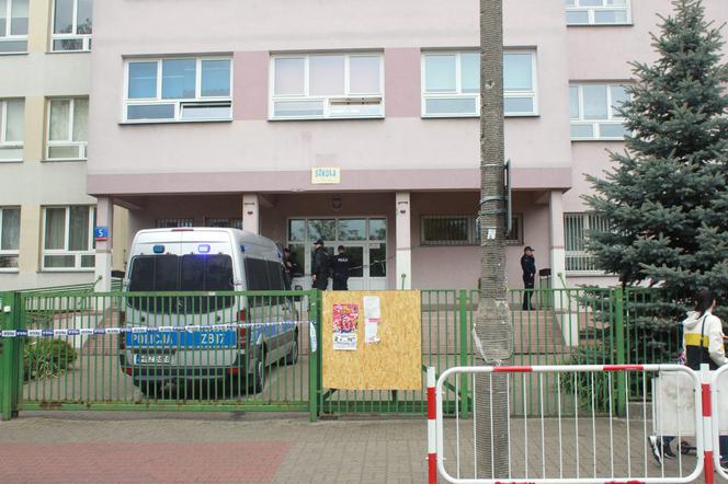 Uczeń zabił ucznia. Masakra w warszawskiej podstawówce!