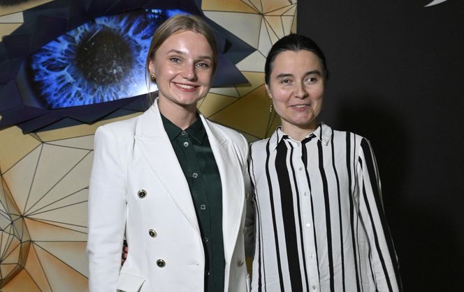 „Jedzenie w ciemności smakuje inaczej”. To jedyna taka restauracja w Warszawie. Odwiedziła ją nawet pierwsza dama