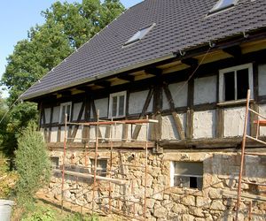 Remont domu szachulcowego w Płóczkach Górnych (Dolny Śląsk)