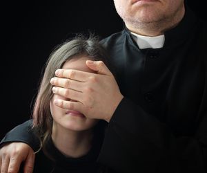 Córka księdza: Mówiłam do niego wujku. Kłamałam, że jest architektem
