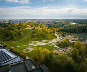 Park im. Cichociemnych Spadochroniarzy AK: dobiega końca realizacja projektu eM4 Pracowni Architektury Brataniec