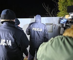 Policjanci pojawili o świcie przed domem Zbiginewa Ziobro w Jeruzalu (woj. łódzkie). Mieli doprowadzić go na przesłuchanie przed sejmową komisję śledczą ds. Pegasusa. Polityka nie było na miejscu