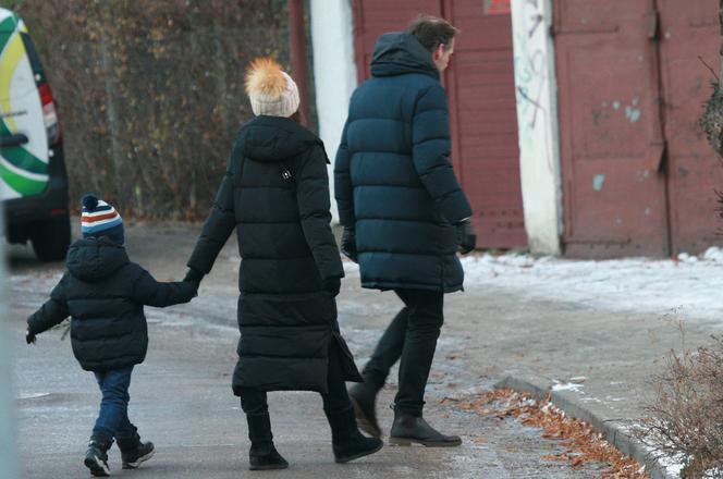 Marta Kaczyńska z synem i mężem kupują choinkę! Ruszyli na świąteczne zakupy