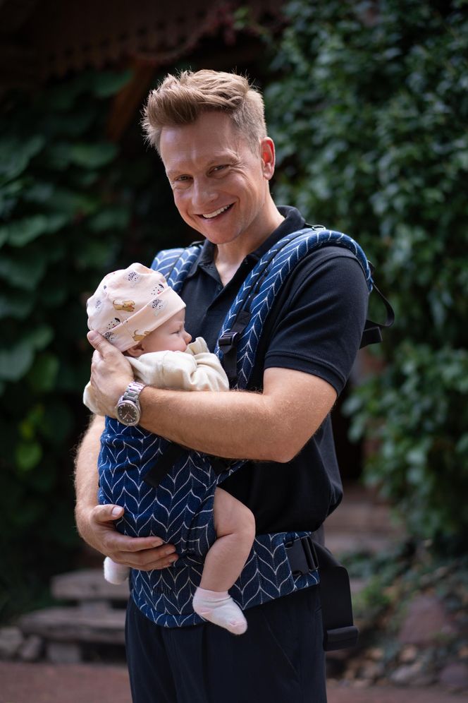 Przyjaciółki, 26 sezon, odcinek 303. Oskar (Jakub Wesołowski)