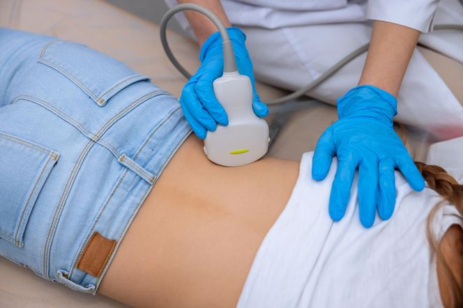 Niewydolność nerek - problem prawie 5 mln Polaków. Jak się objawia i jest leczona?