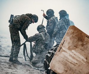 Wojsko trenuje w Małopolsce. Żołnierze szkolili się na Pustyni Błędowskiej