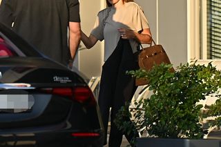 Przylot Lewandowskich do Polski. Żona piłkarza stawi się w sądzie