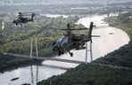  Apache AH-64E