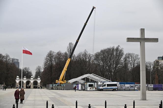 Budowa zadaszenia nad zabytkowymi pozostałościami Pałacu Saskiego 