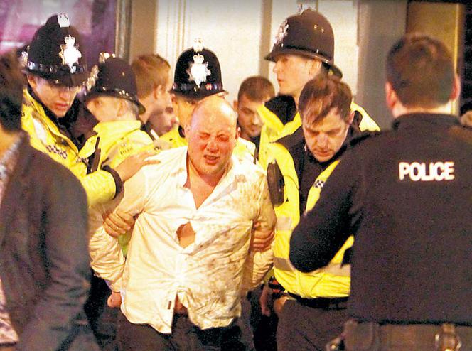 Tak się bawią Anglicy: aresztowani i ranni po sylwestrze w Londynie