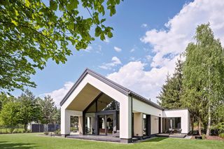 Zdjęcia domu stodoły z wnętrzami w stylu modern classic