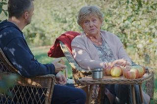 M jak miłość, odcinek 1844: Bartek (Arkadiusz Smoleński), Barbara (Teresa Lipowska) 