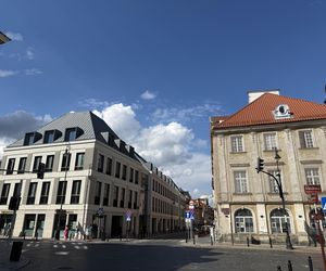 Biurowiec Plac Zamkowy w Warszawie