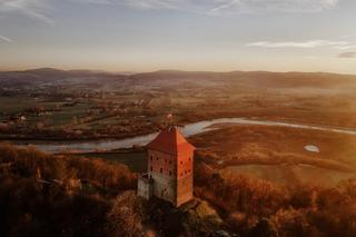 Wieża zamku w Melsztynie została odbudowana. Tak wygląda w całej okazałości!