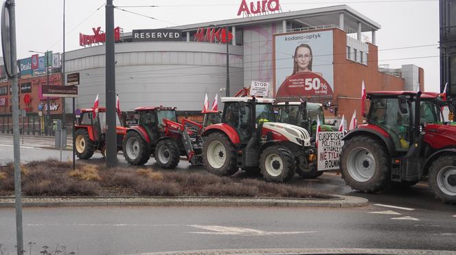 Protest rolników w Olsztynie 21 lutego. Co dzieje się w centrum?