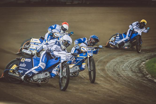 Apator Toruń - Unia Tarnów, awans stał się faktem. Zdjęcia z Motoareny