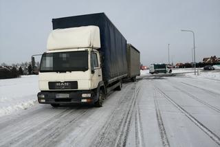 Przeszedł przegląd, a dzień później mundurowi odkryli TO! Grat został USUNIĘTY z ruchu drogowego - ZDJĘCIA