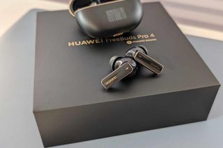 Praktyczna strona Huawei FreeBuds Pro 4