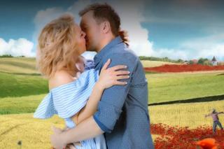 Czołówka M jak miłość. Ula (Iga Krefft), Bartek (Arkadiusz Smoleński)