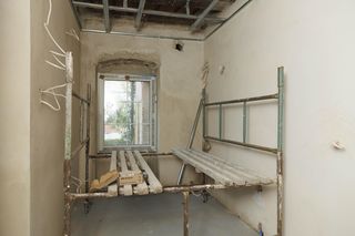 Powodzianie na ostatniej prostej remontu mieszkania. Marzą już tylko o jednym.